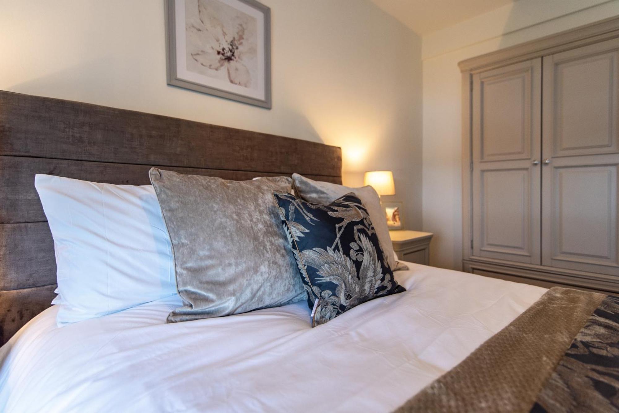 Racecourse Views, Townhouse With Parking Holiday home