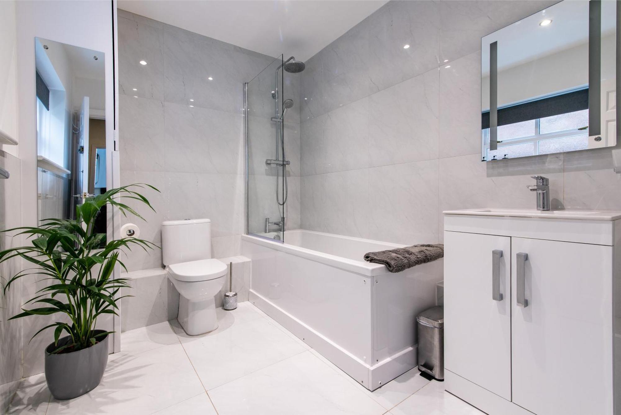 Racecourse Views, Townhouse With Parking Holiday home Chester